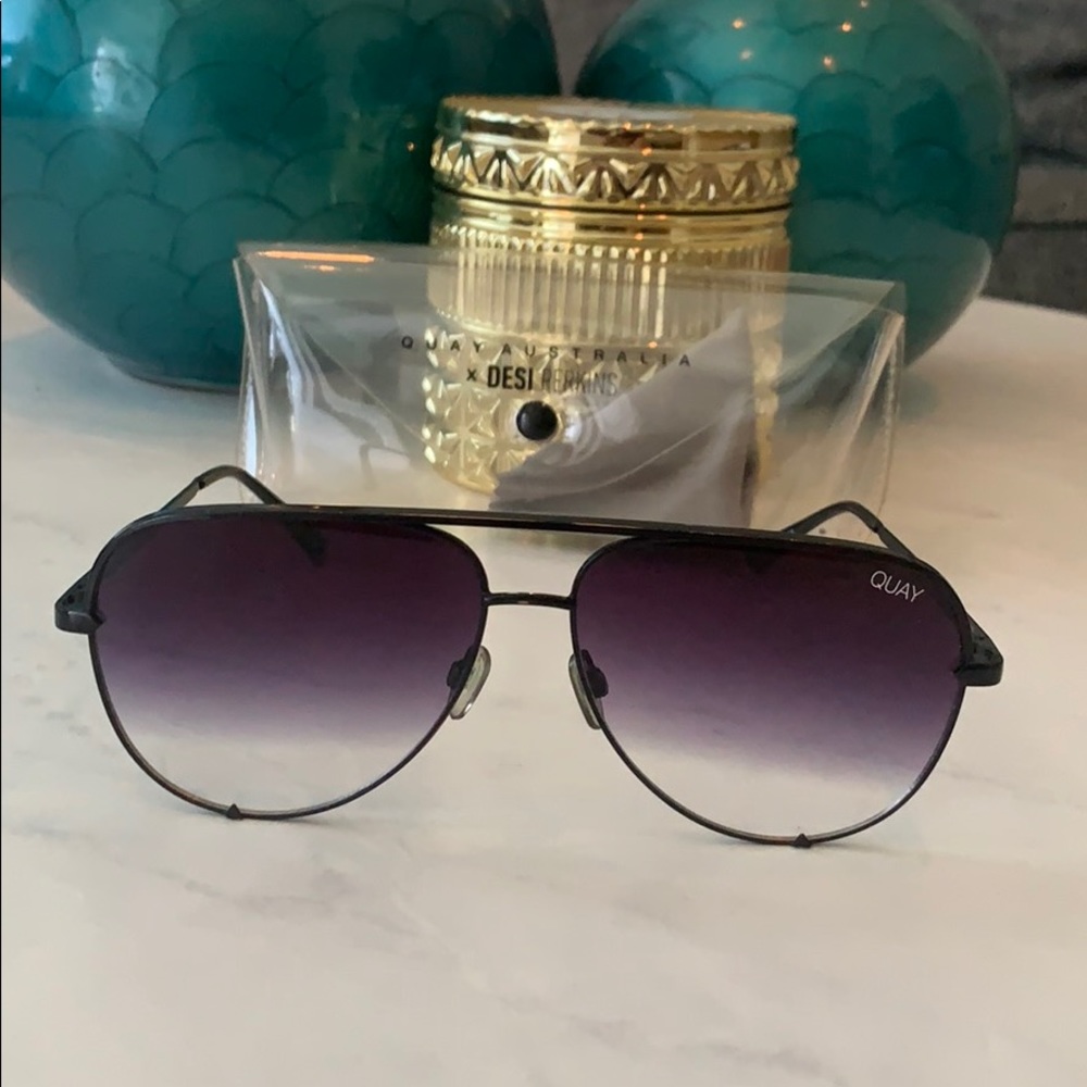 Quay oversized aviators